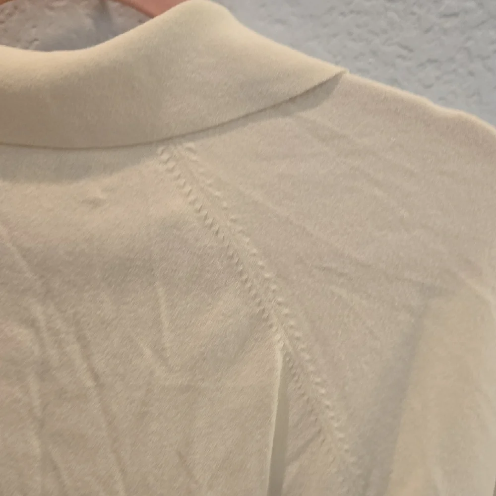 Banana Republic Tan Cream Button Down Shirt with Tie Front - Picture 8 of 11